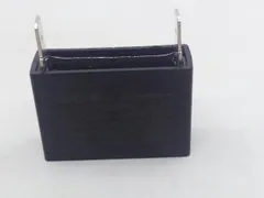 Capacitor 1.5MF 450V quadrado
